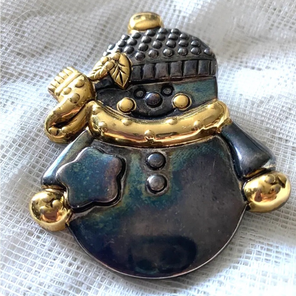 Hand Made Vintage Snowman Acid Tested Silver And Gold Plated Pendant Brooch